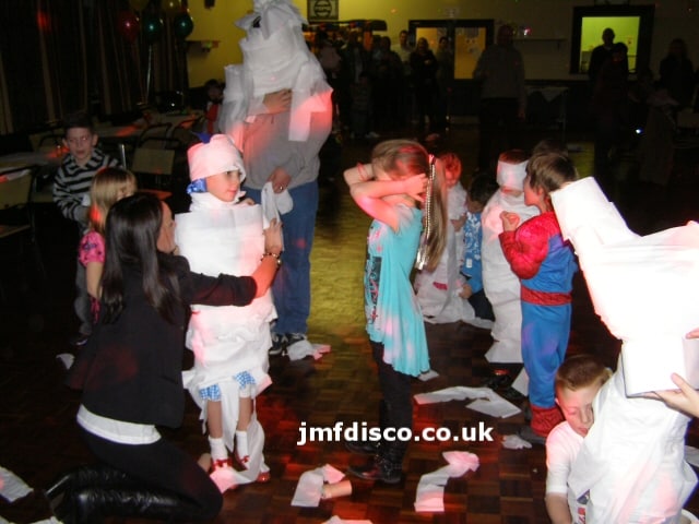 childrens disco party games