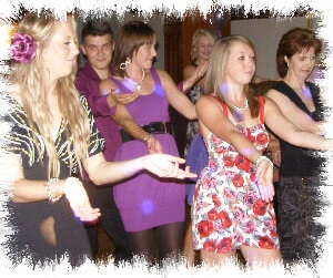 mobile disco thanet dancers image